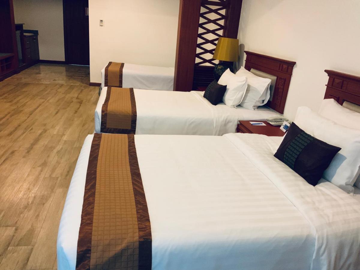 Pride Beach Resort - Adults Only Patong Exterior photo
